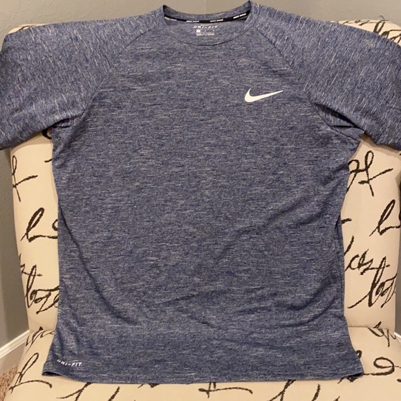 Nike Swim Men's Short Sleeve Hydroguard Rash Guard - Picture 2 of 6